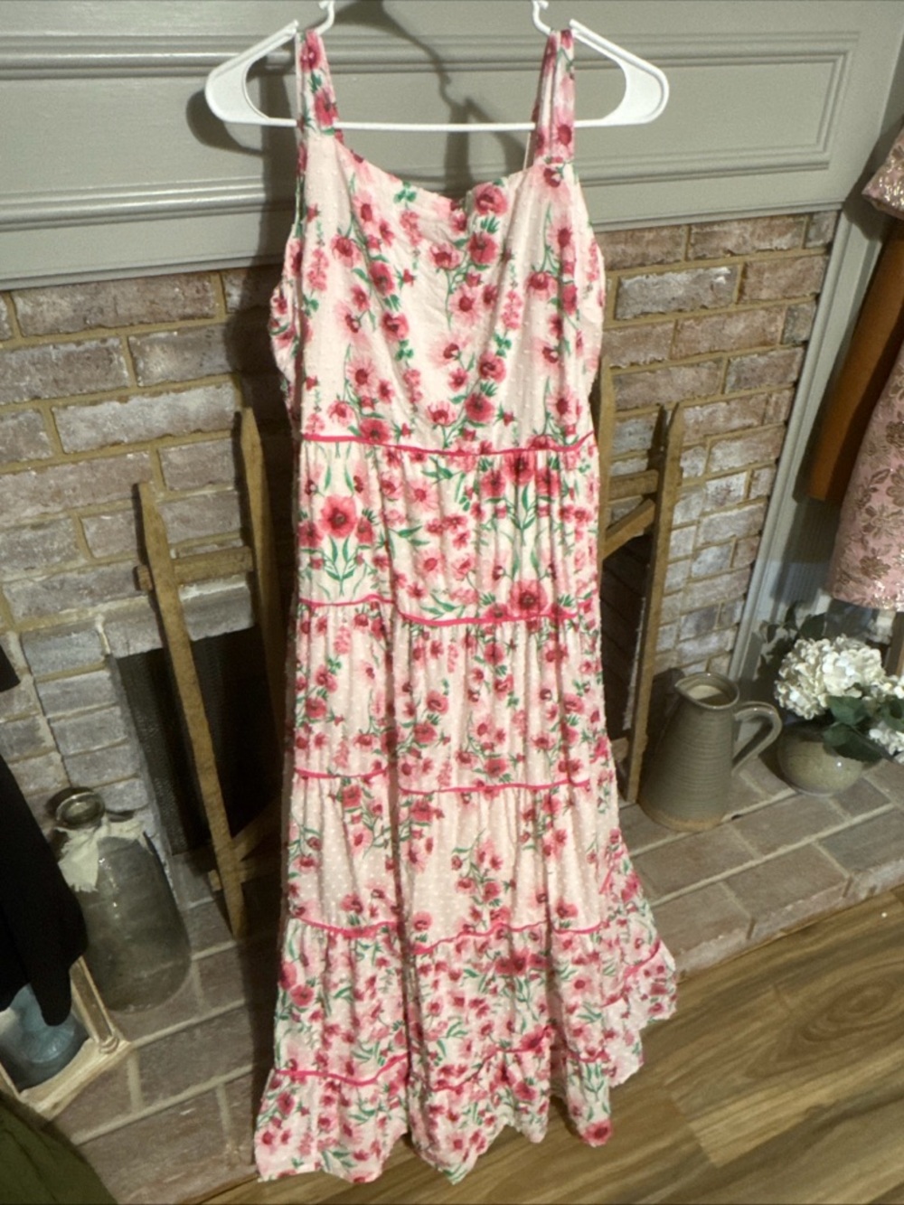 Crown & Ivy Pink Floral Tiered Maxi Dress